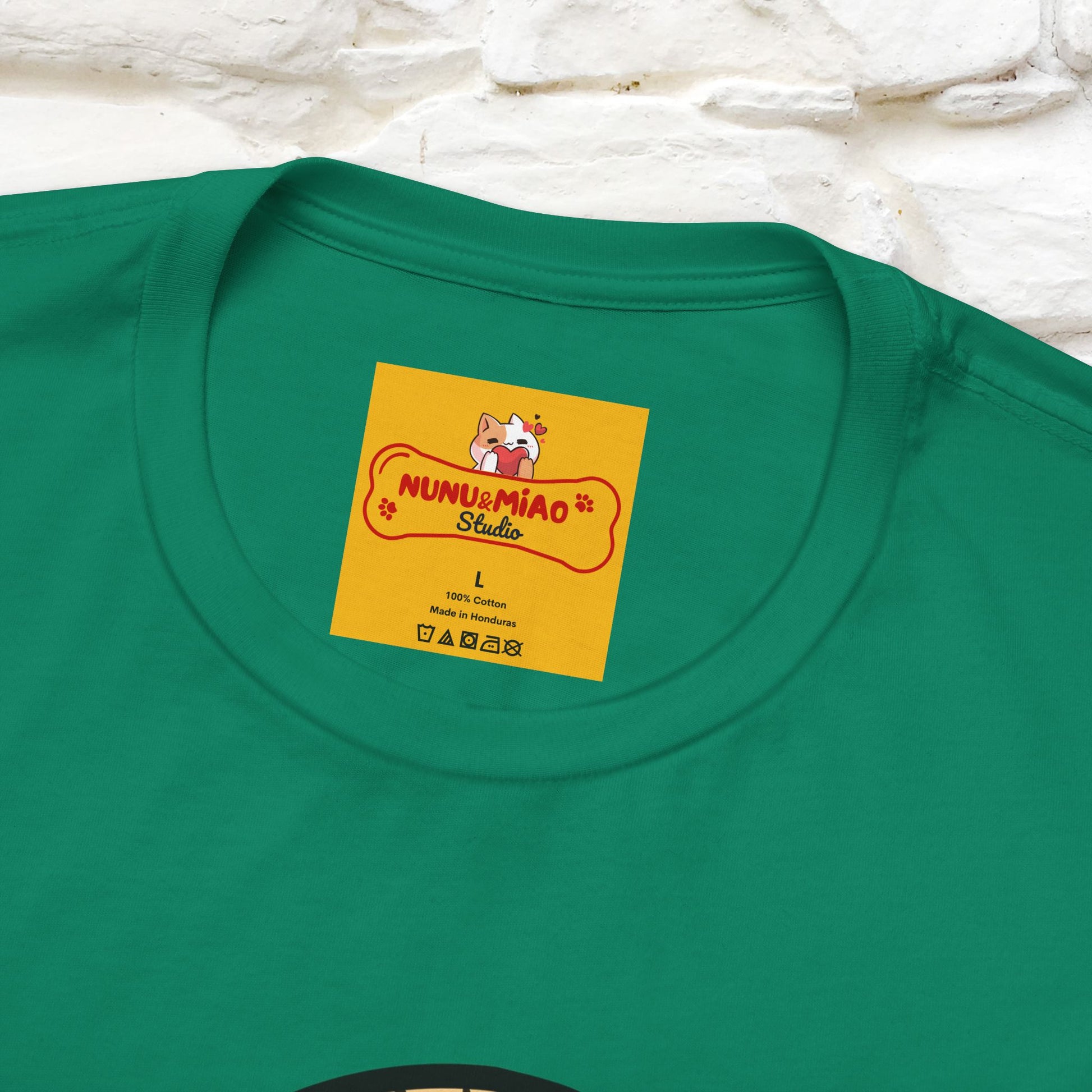 "I Licked It. It's Mine  " |Cat T-Shirt | Nunu&Miao Studio - Nunu&Miao Studio