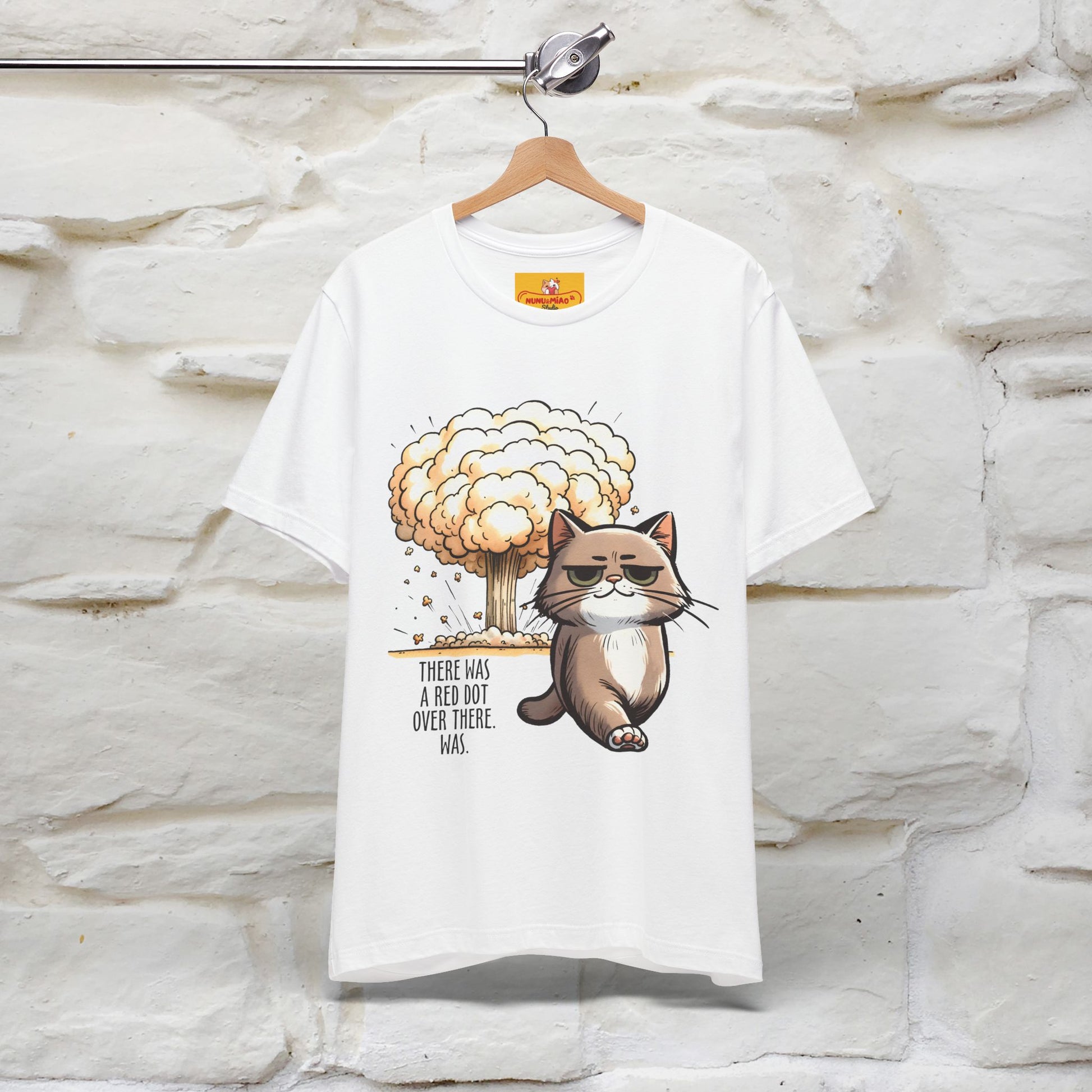 ''The Red Dot Chase'' Funny Cat T-Shirt | Nunu&Miao Studio - Nunu&Miao Studio