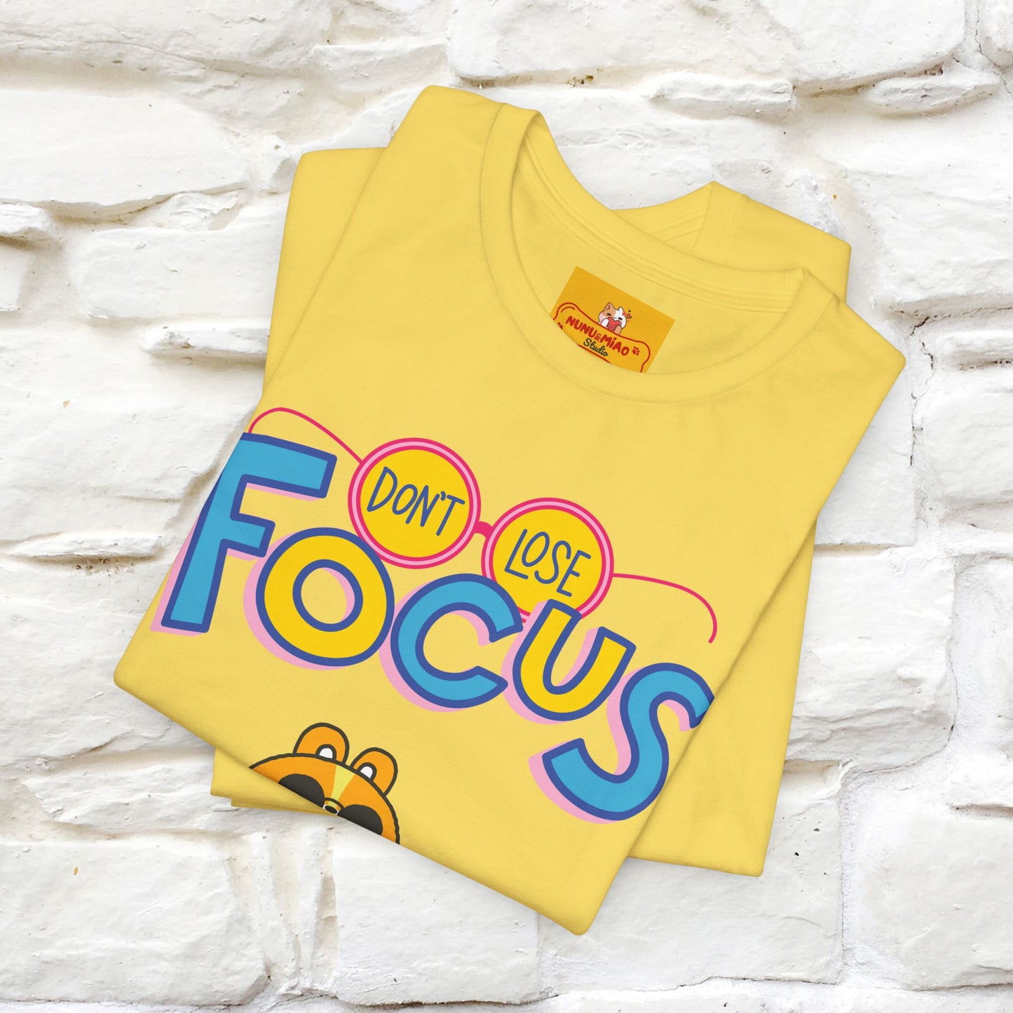 ''Don’t Lose Focus'' Cat T-Shirt | Nunu&Miao Studio - Nunu&Miao Studio