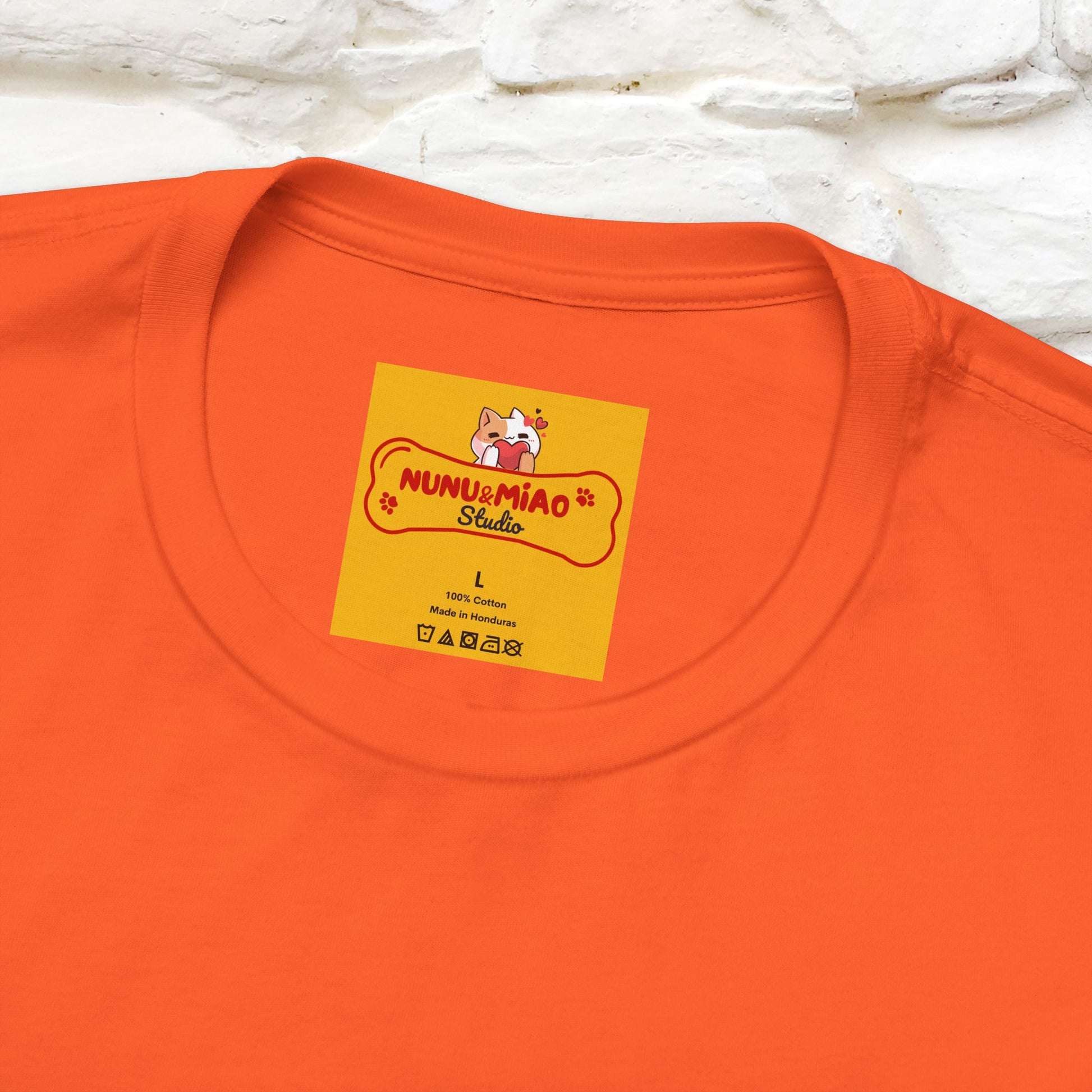 ''Be The Light" Cat T-Shirt| Front & Back Design | Nunu&Miao Studio - Nunu&Miao Studio