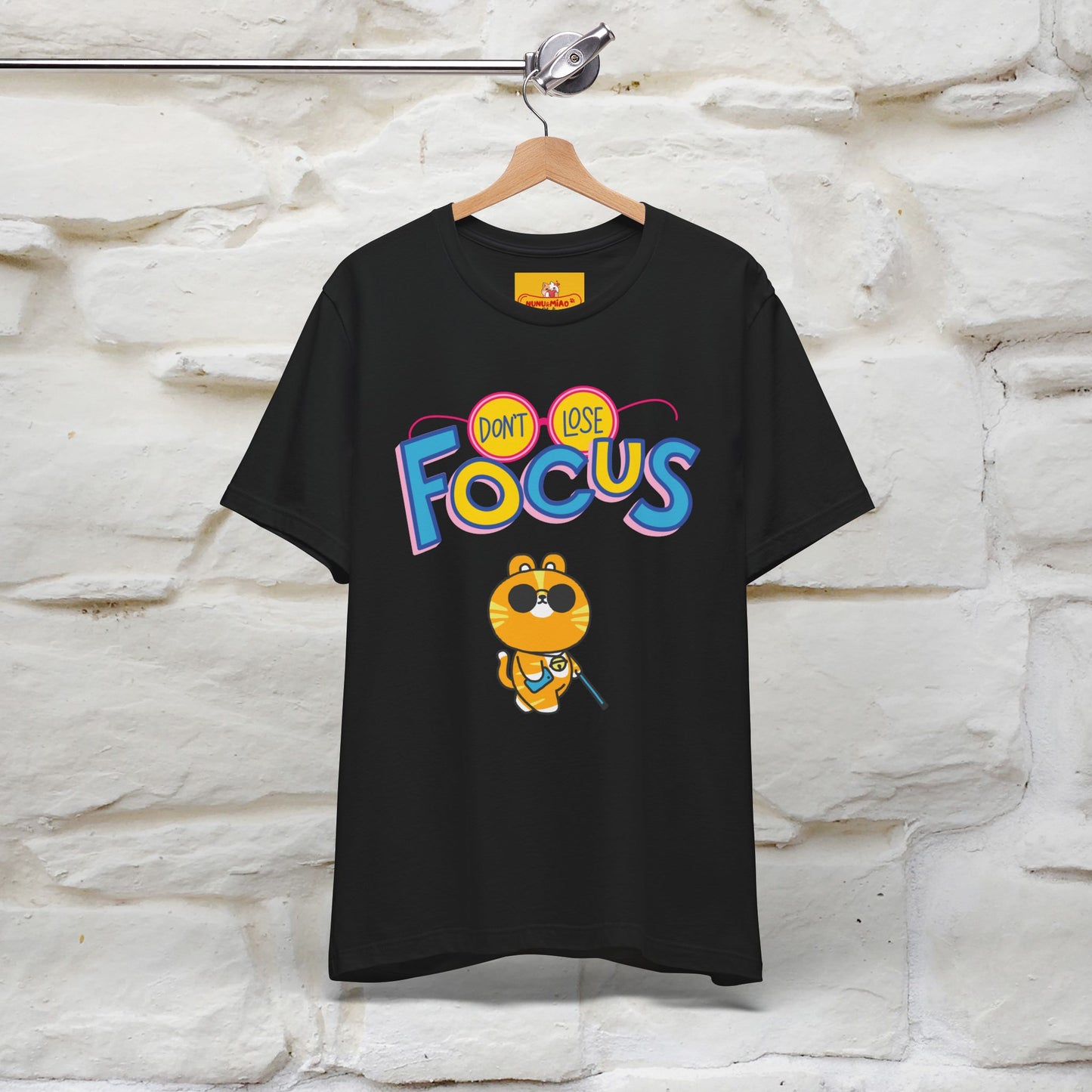 ''Don’t Lose Focus'' Cat T-Shirt | Nunu&Miao Studio - Nunu&Miao Studio