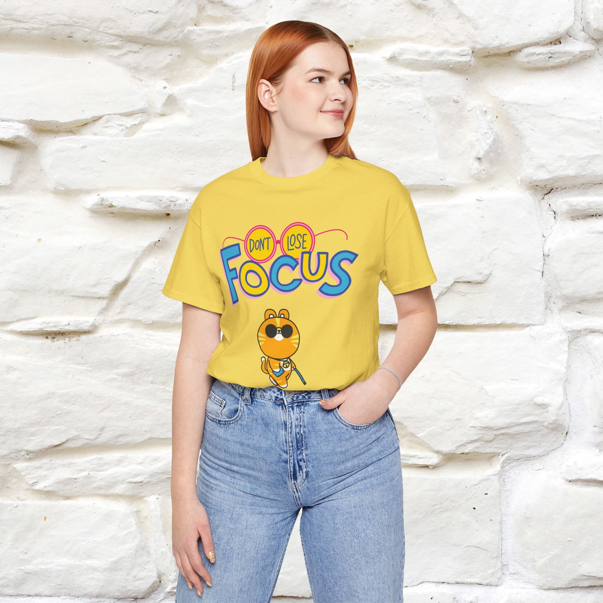 ''Don’t Lose Focus'' Cat T-Shirt | Nunu&Miao Studio - Nunu&Miao Studio
