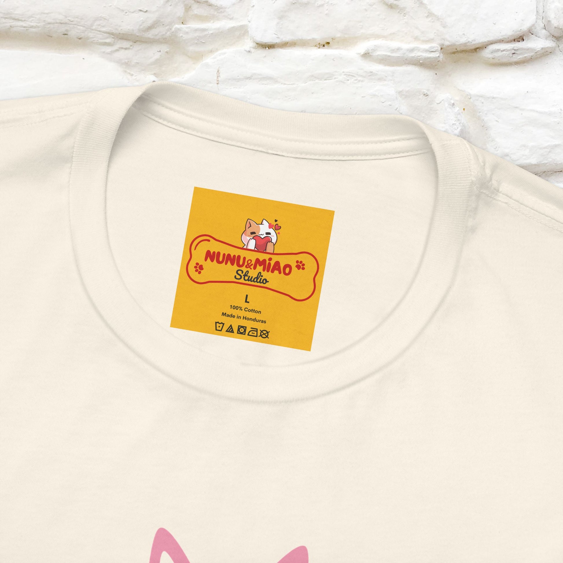 "Positive Energy'' Cat T-Shirt Front and Back Design | Nunu&Miao Studio - Nunu&Miao Studio