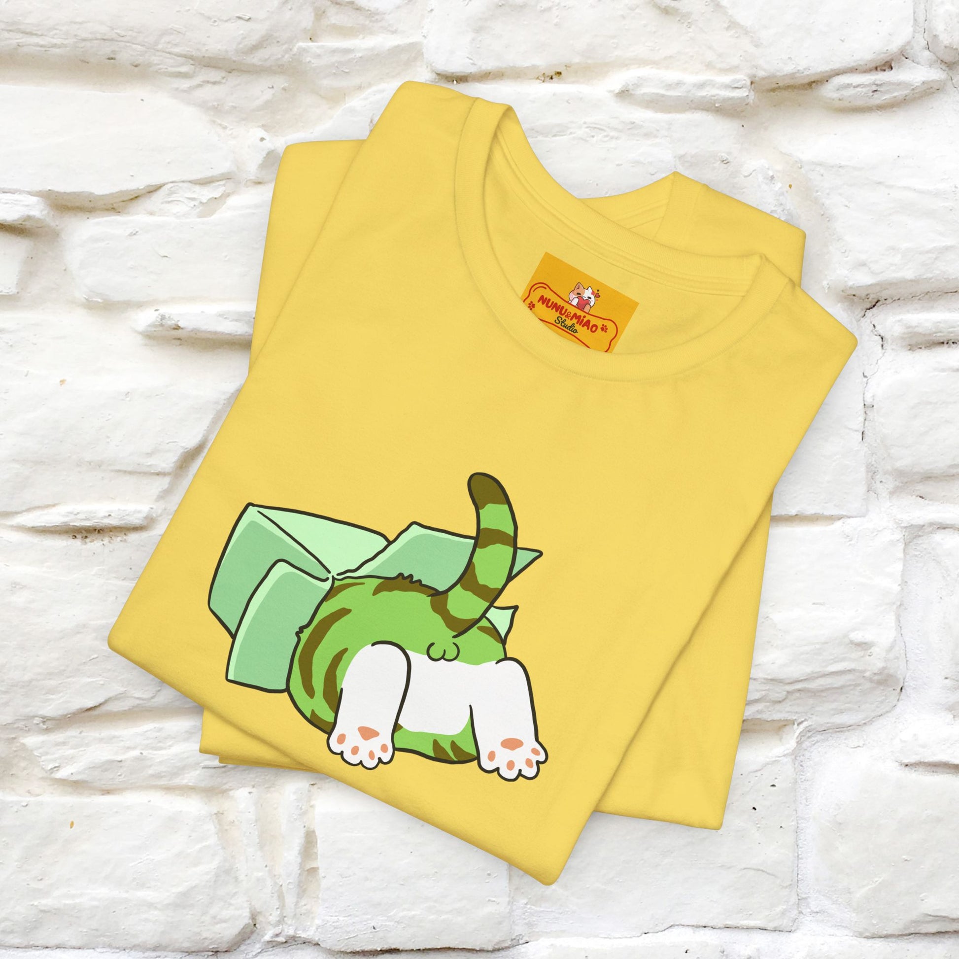 "Think outside the box? No thanks." Cat T-Shirt | Nunu&Miao Studio - Nunu&Miao Studio