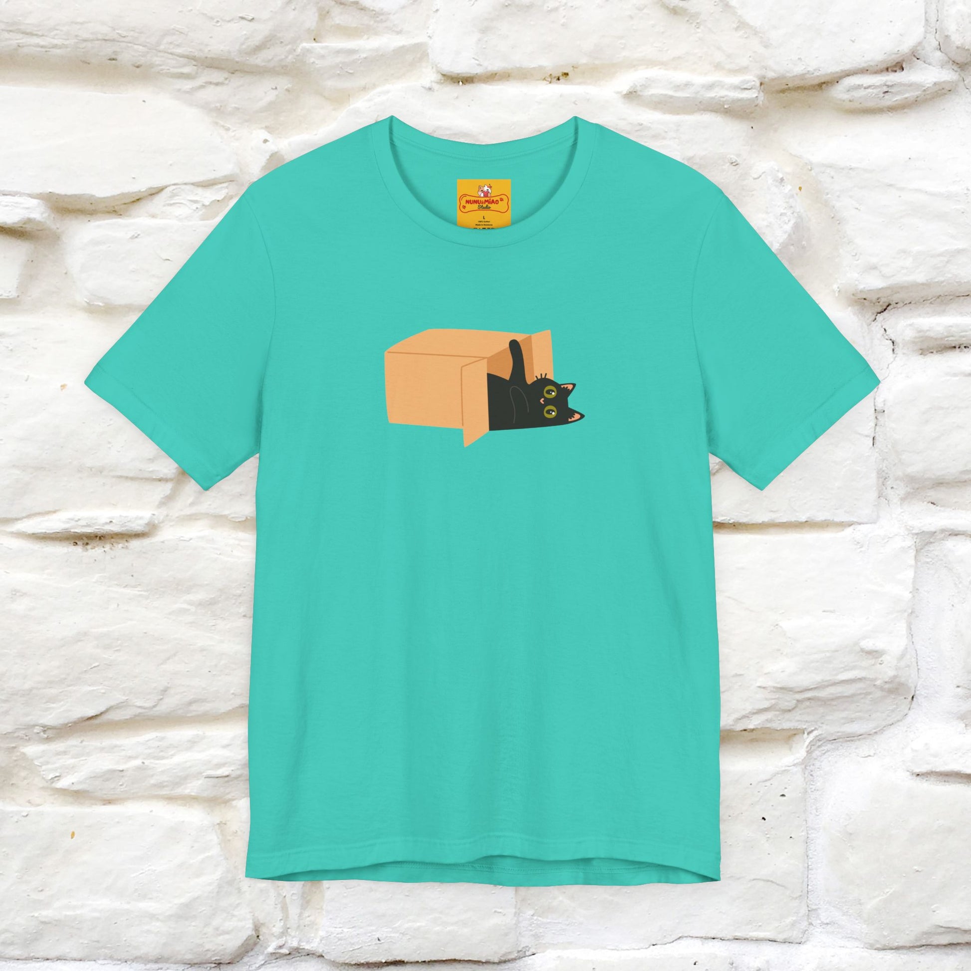 "Think Like There Is No Box" Cat T-Shirt| Front & Back Design | Nunu&Miao Studio - Nunu&Miao Studio