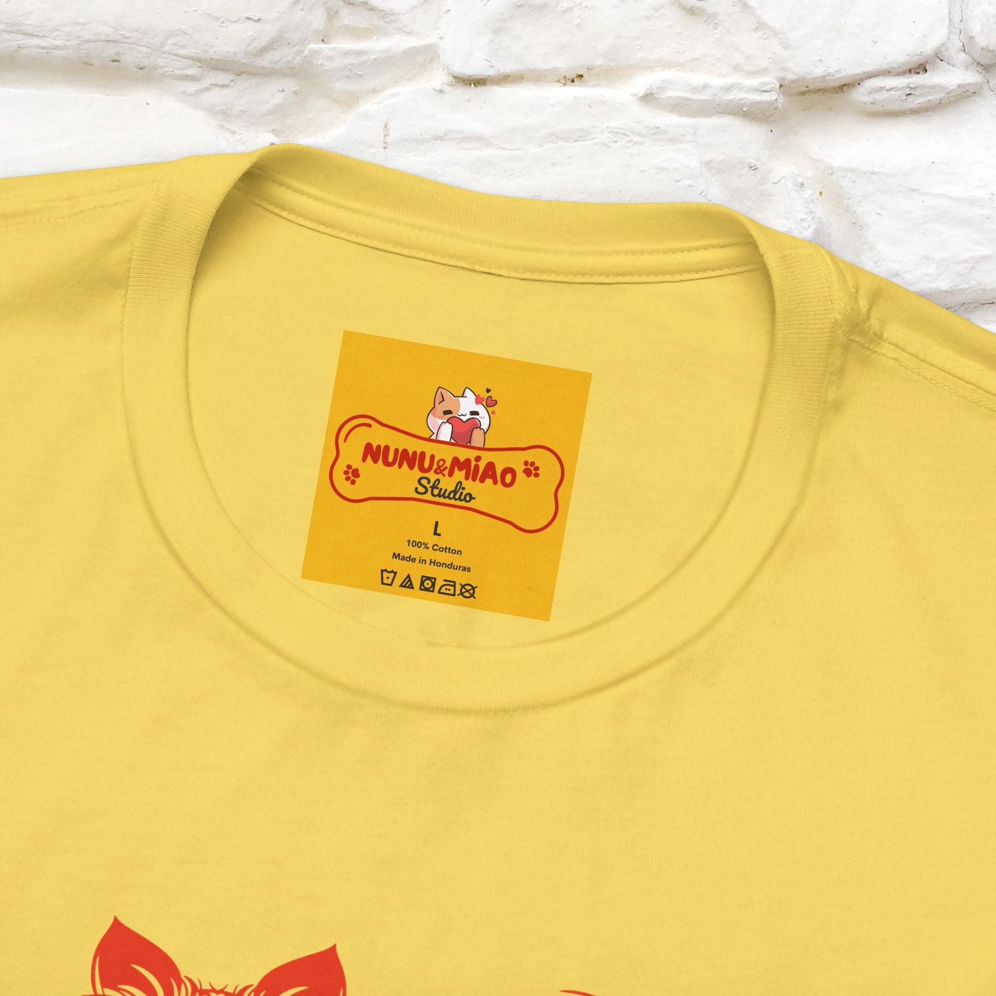 "The Third Eye'' Cat T-Shirt Front and Back Design | Nunu&Miao Studio - Nunu&Miao Studio