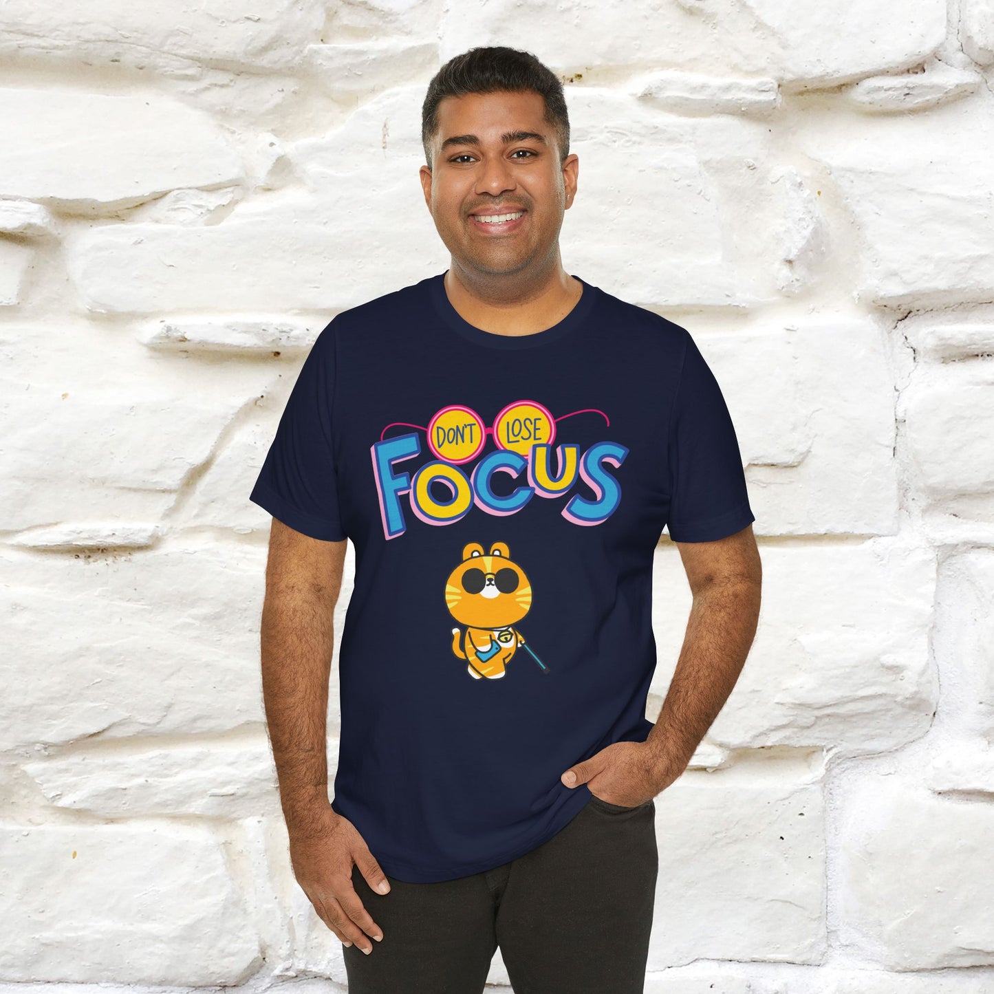 ''Don’t Lose Focus'' Cat T-Shirt | Nunu&Miao Studio - Nunu&Miao Studio