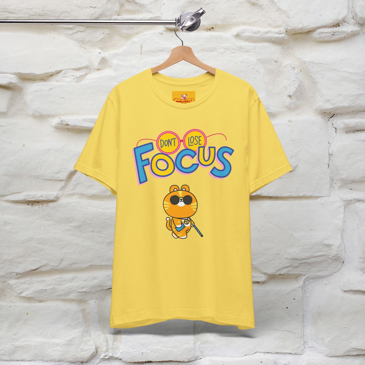 ''Don’t Lose Focus'' Cat T-Shirt | Nunu&Miao Studio - Nunu&Miao Studio