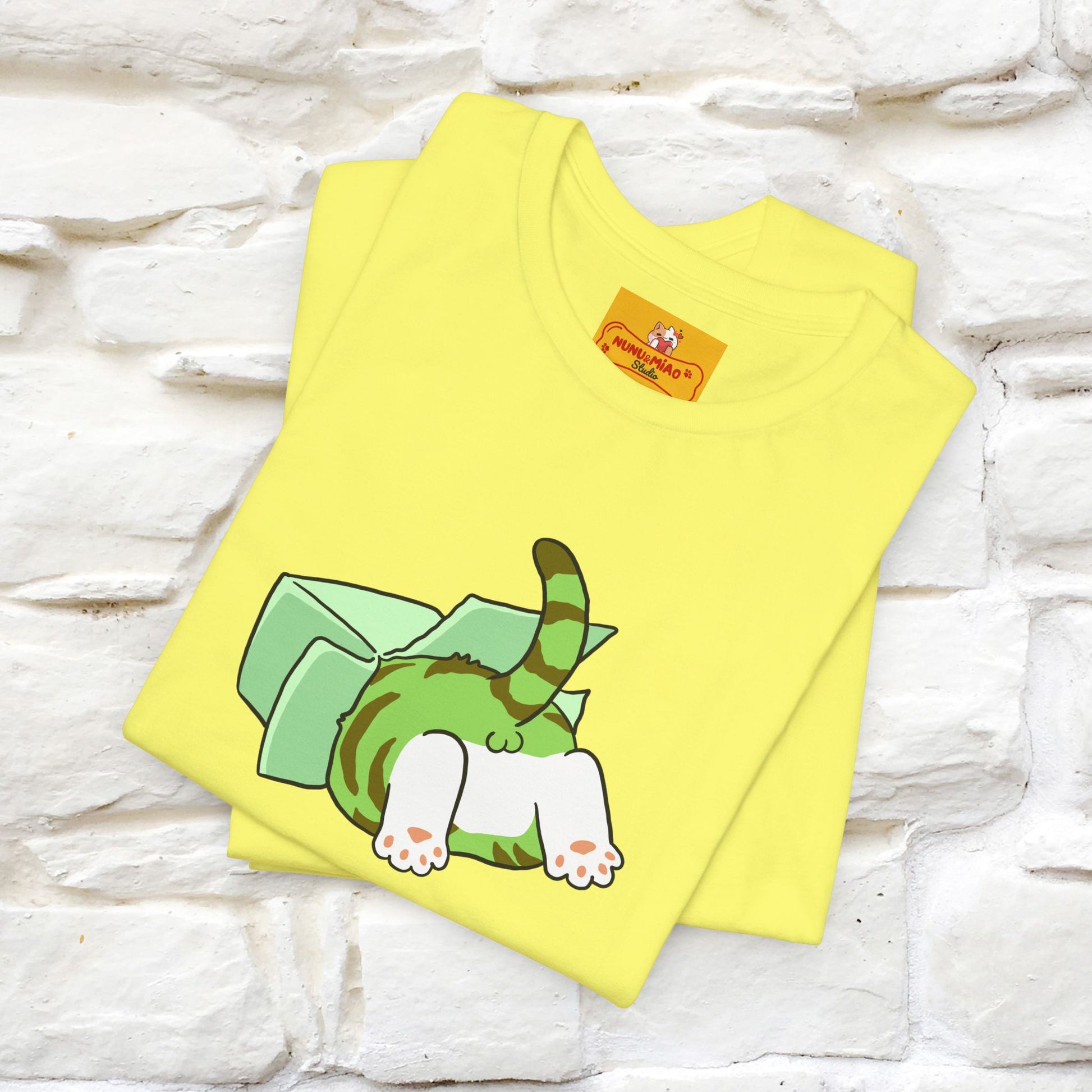 "Think outside the box? No thanks." Cat T-Shirt | Nunu&Miao Studio - Nunu&Miao Studio