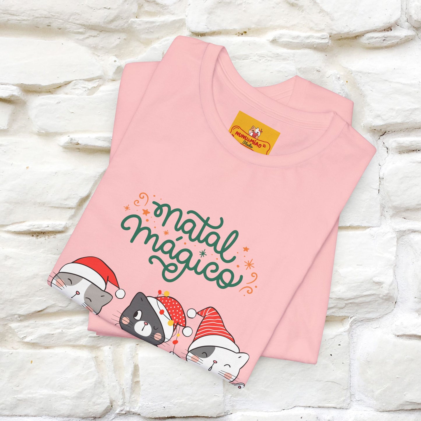 "Natal Magico" Cat T-shirt  |Nunu&Miao Studio - Nunu&Miao Studio