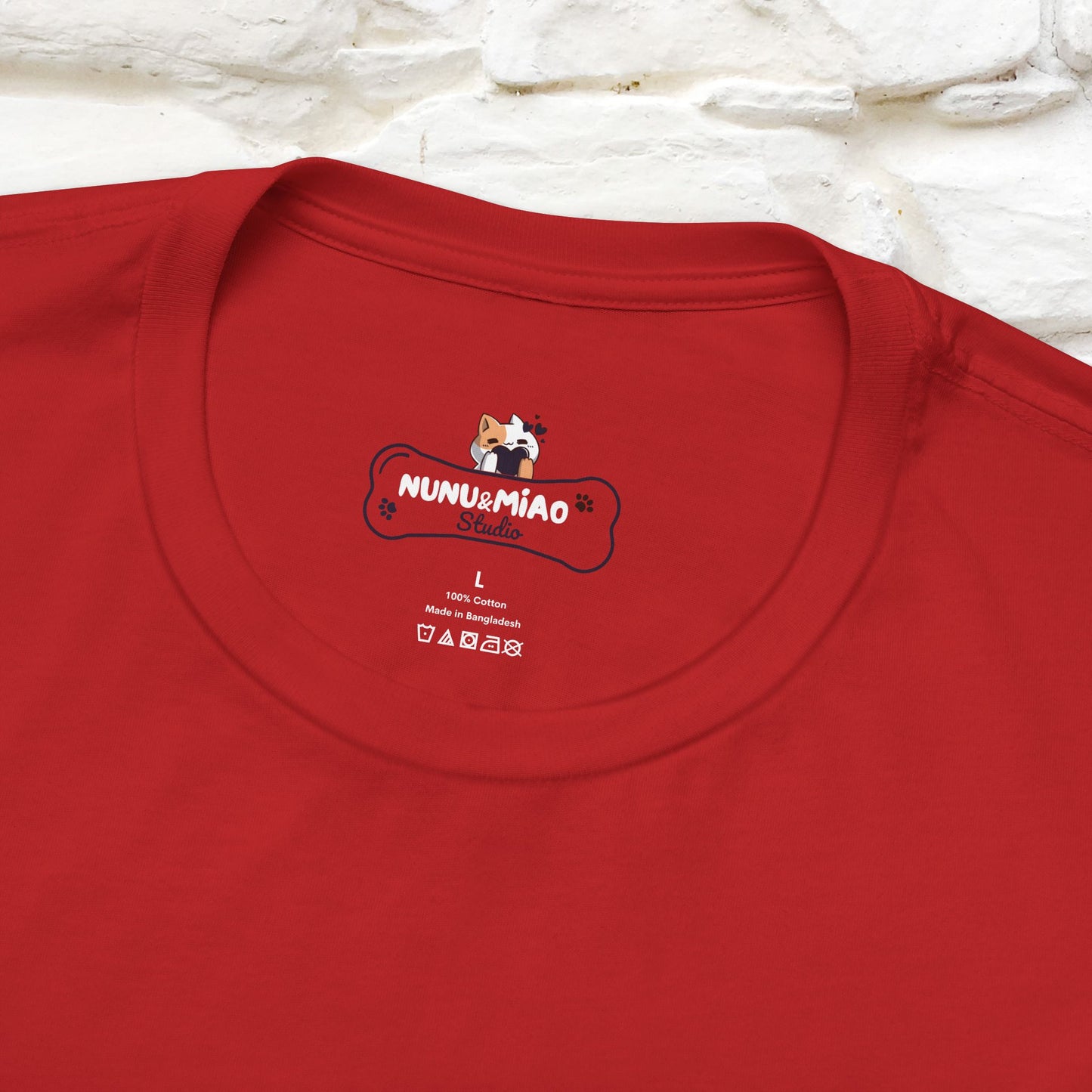 ''I am The Boss Here'' Funny Cat T-shirt for Men and Women  100% Cotton* - Nunu&Miao Studio