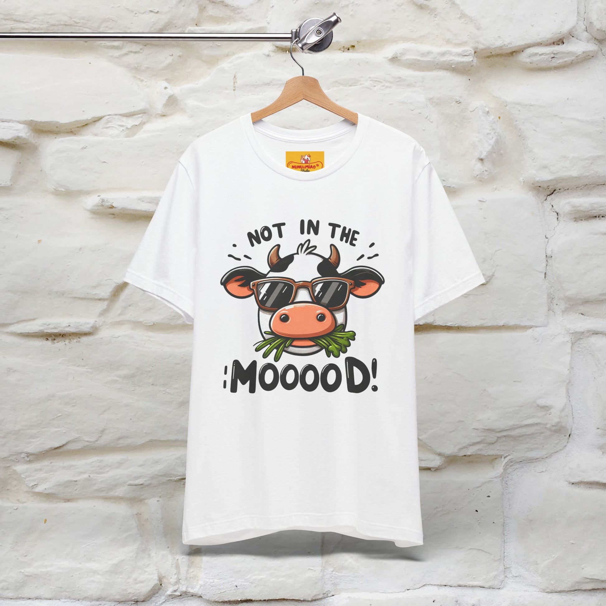 Not In The Moood – Funny Cow Pun T-Shirt | Nunu & Miao Studio - Nunu&Miao Studio