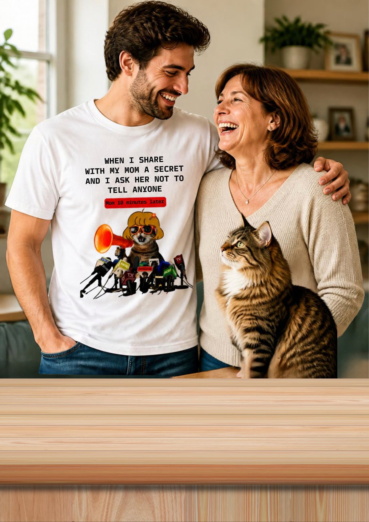 "When I Share  With My Mom a Secret" Cat T-Shirt | Nunu&Miao Studio